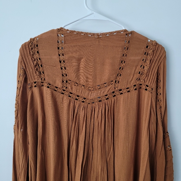 Free People Top Meet Me Halfway Lace Oversized Button Front Size XS Boho - Picture 7 of 10